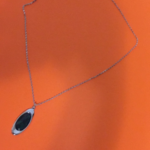 Beautiful sleek necklace jewelry, 18”* - Picture 2 of 7